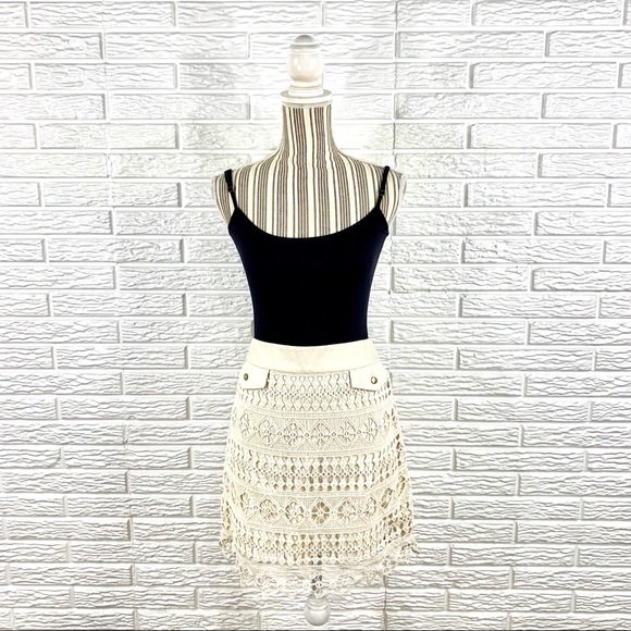 Joe Fresh Dresses & Skirts - 5/$25 Joe Fresh Cream Lace Skirt